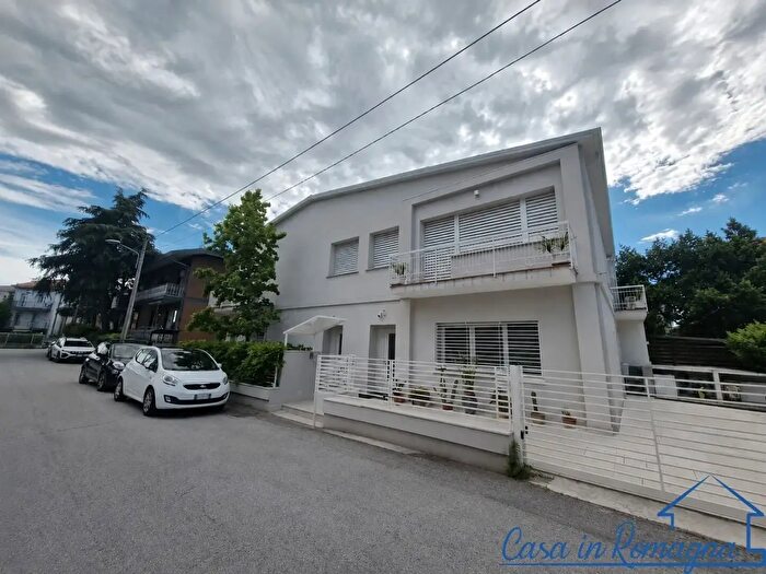 Appartamento quadrilocale in vendita in Via del Sole, Rimini
