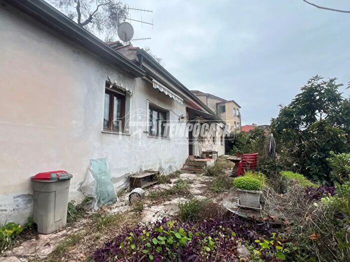Casa quadrilocale in vendita in Via Gianchette, Ventimiglia