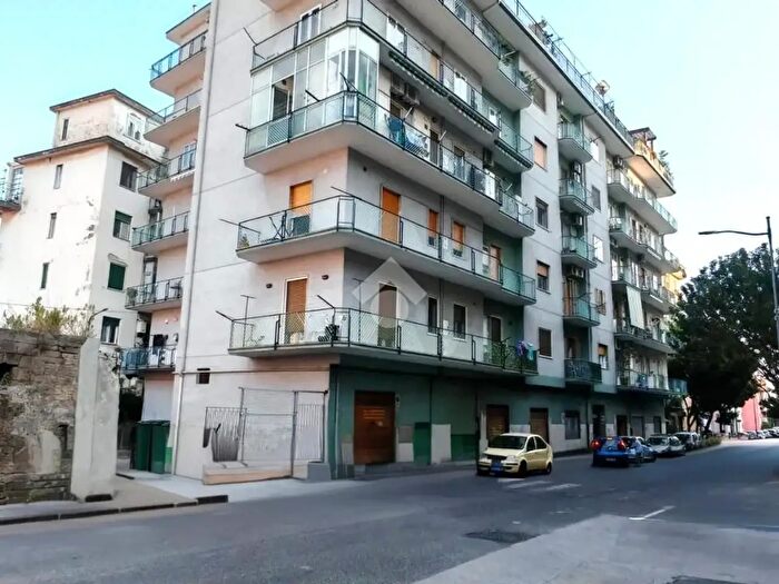 Appartamento quadrilocale in vendita in Via Antonio Manganario, Salerno