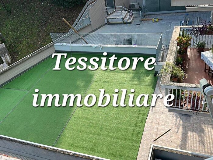 Appartamento trilocale in affitto in Piazza Giuseppe Garibaldi No Number, Centro Storico, Velletri