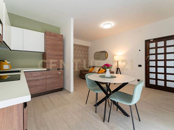 Appartamento bilocale in affitto in Via Vampolieri, Centro, Aci Castello