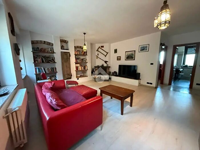 Casa con 5 locali in vendita in Balangero