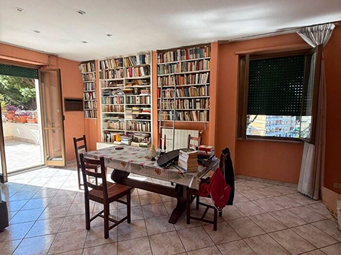 Casa trilocale in vendita in Viale Tirreno, Città Giardino, Roma