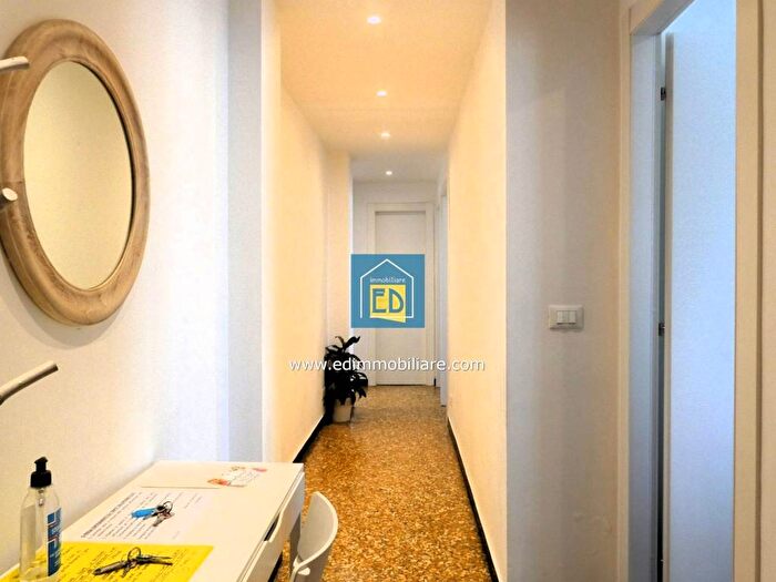 Appartamento con 6 locali in affitto in Via Torquato Tasso, Oltreletimbro Santa Rita, Savona