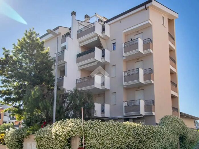 Appartamento trilocale in vendita in Via Rocco Chinnici, Tortoreto