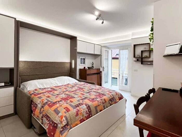 Appartamento monolocale in affitto in Via Giuseppe Sirtori, Porta Venezia, Milano