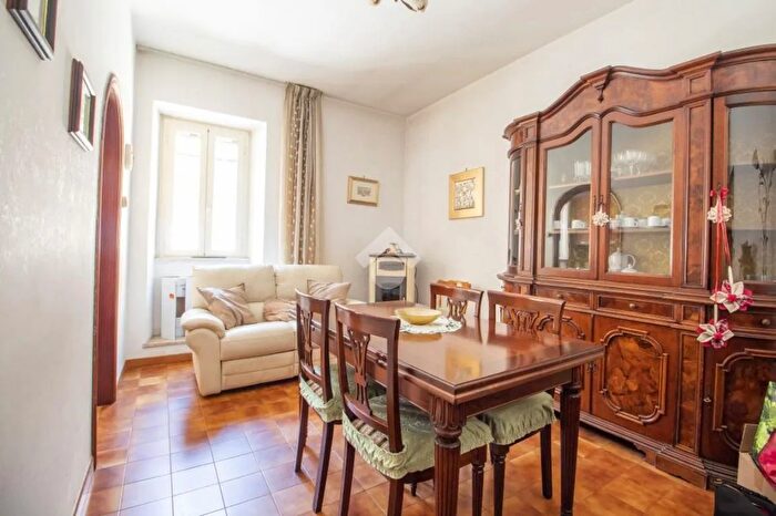 Casa quadrilocale in vendita in Via De Rossi, Cittaducale