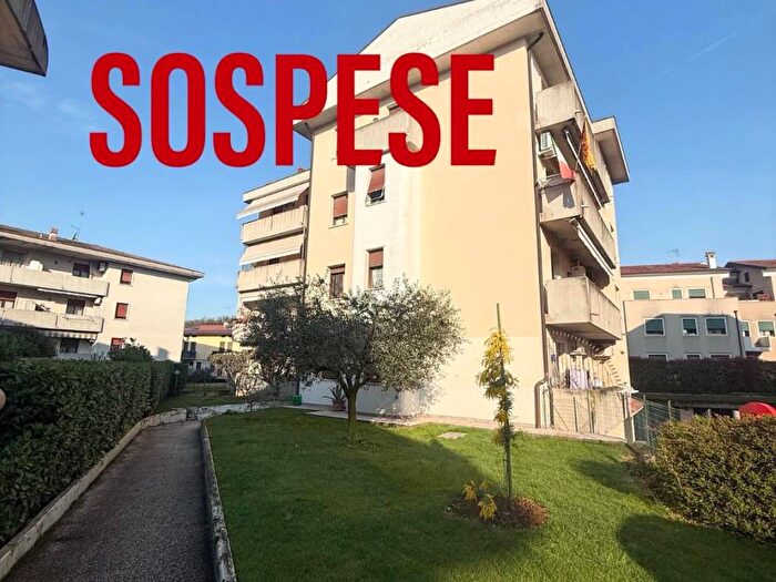 Appartamento trilocale in affitto in Via Rimini, Centro, Altavilla Vicentina