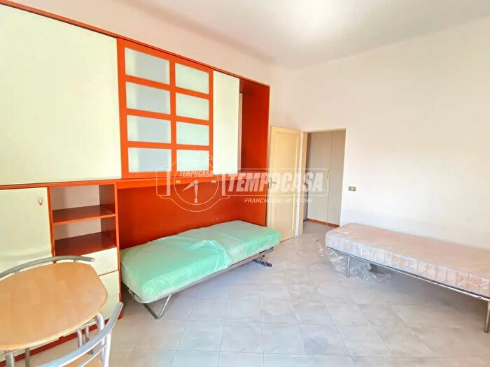 Appartamento trilocale in vendita in Via Antonio di Vincenzo, Bologna