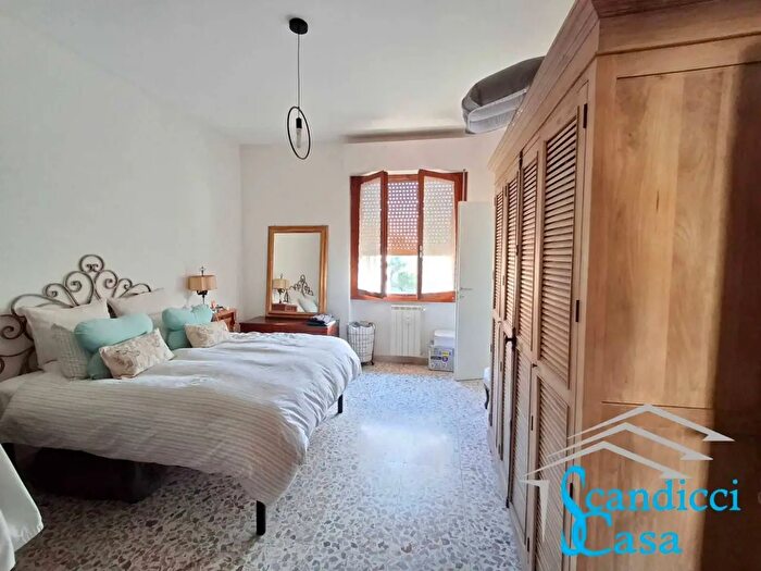 Appartamento con 5 locali in affitto in Via Cilea, Scandicci