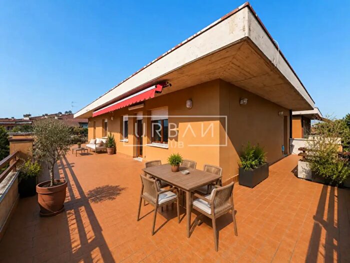 Appartamento con 5 locali in vendita in Forli'