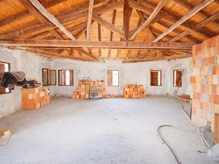 Appartamento quadrilocale in vendita in Via dei Santi, Nervesa Della Battaglia