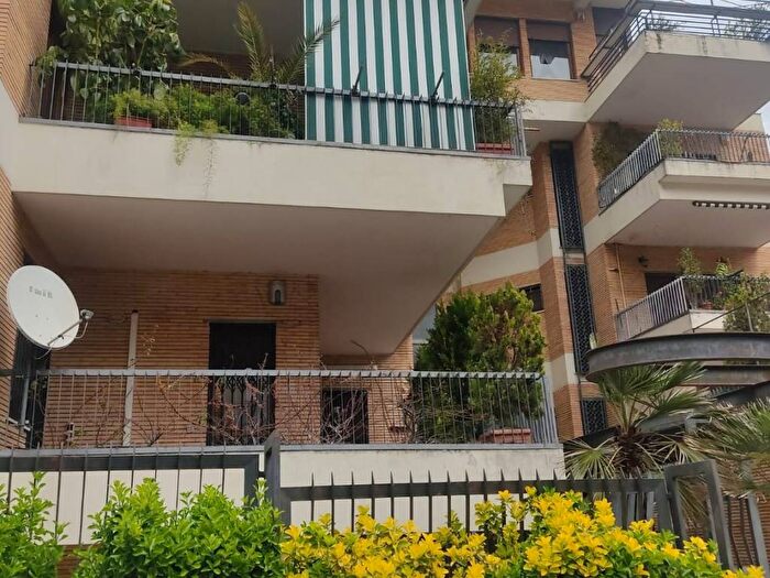 Appartamento bilocale in affitto in Via Francesco Mengotti, Vigna Clara Vigna Stelluti, Roma