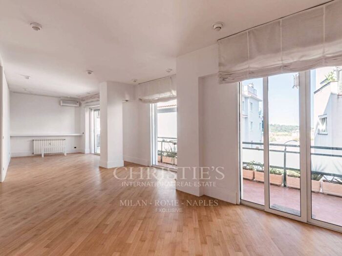 Appartamento con 5 locali in affitto in Via Barnaba Tortolini, Euclide, Roma