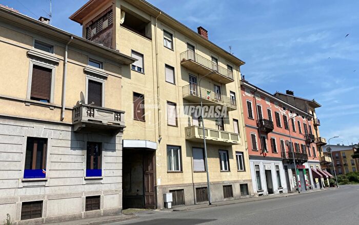 Appartamento trilocale in vendita in Via Torino, Biella