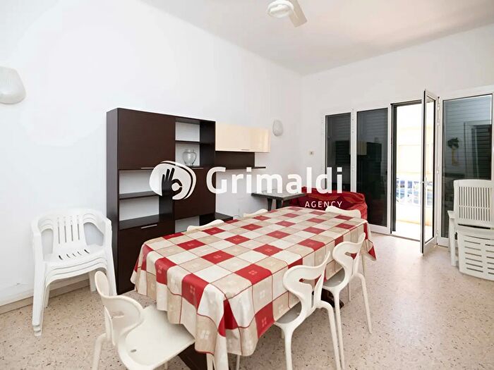 Appartamento con 5 locali in vendita in Via Giulio Verne, Ragusa