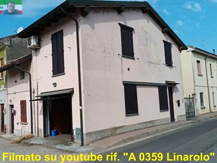 Appartamento monolocale in affitto in Linarolo