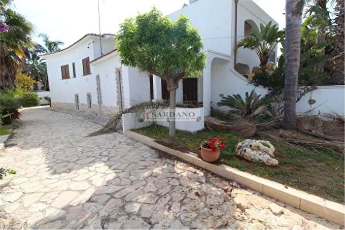 Casa trilocale in vendita in Carovigno