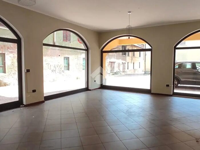 Appartamento monolocale in affitto in Via Cavour, Lonate Pozzolo