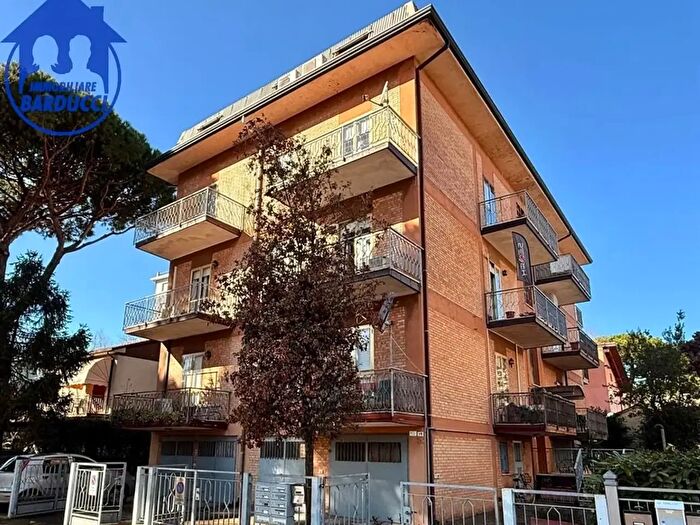 Appartamento quadrilocale in vendita in Viale Marconi, Cesenatico