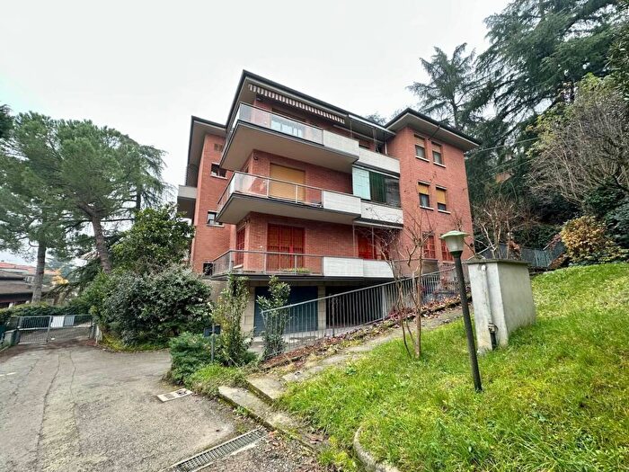 Appartamento quadrilocale in affitto in Via Corsica, Colli Saragozza, Bologna