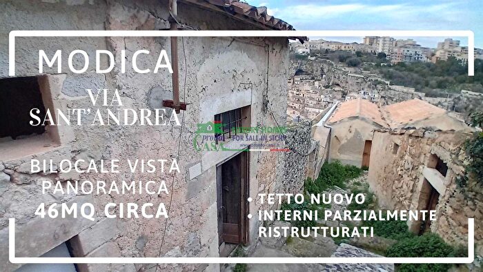 Casa trilocale in vendita in Via Iemmolo, Modica