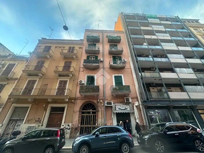Appartamento trilocale in vendita in Via Principe Amedeo, Bari