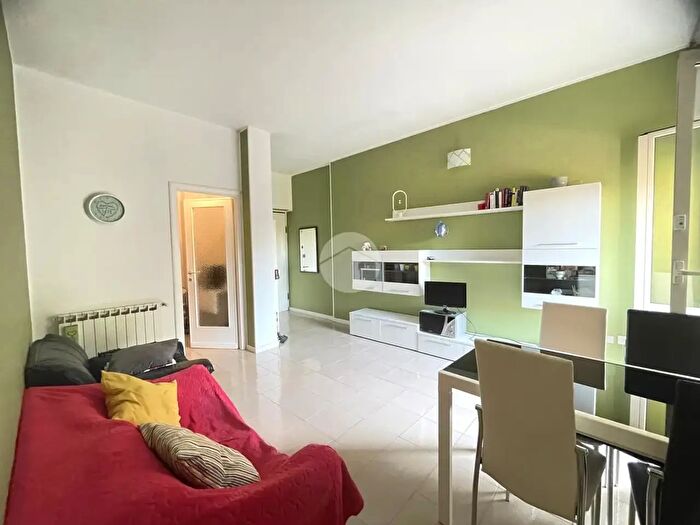 Appartamento bilocale in vendita in Via Cesare Pascarella, Terni