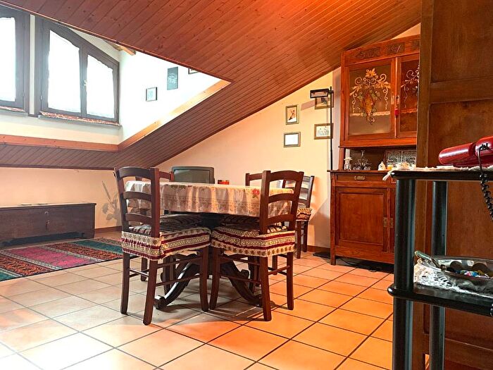 Casa bilocale in affitto in Viale Enzo Bagnoli, Castelnuovo Ne' Monti, Castelnovo Ne' Monti