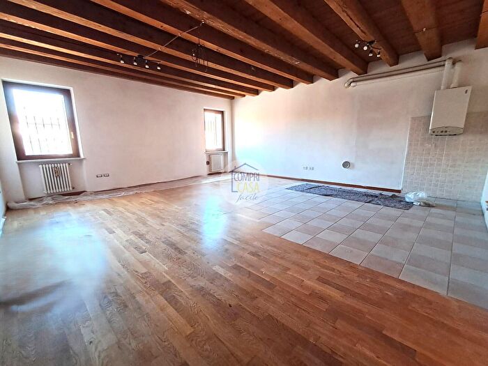 Appartamento bilocale in vendita in Via Fratelli Stevani, Zevio