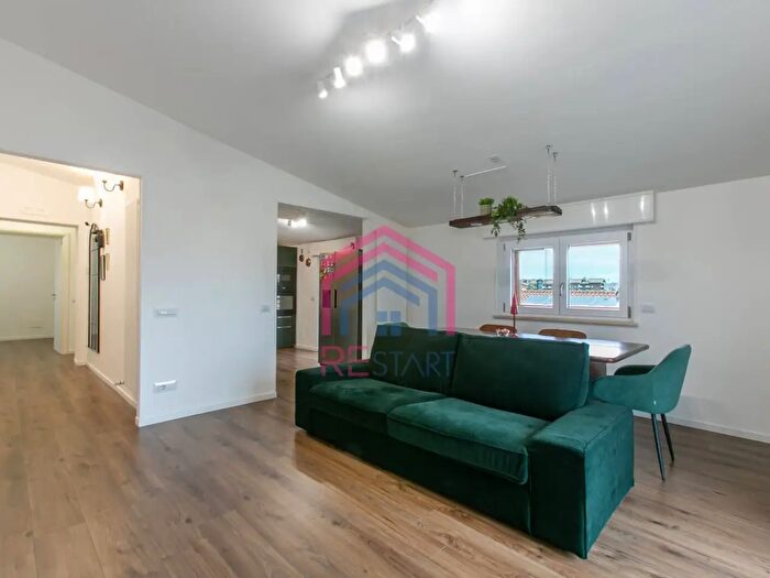 Appartamento quadrilocale in vendita in Via Tevere, Aprilia