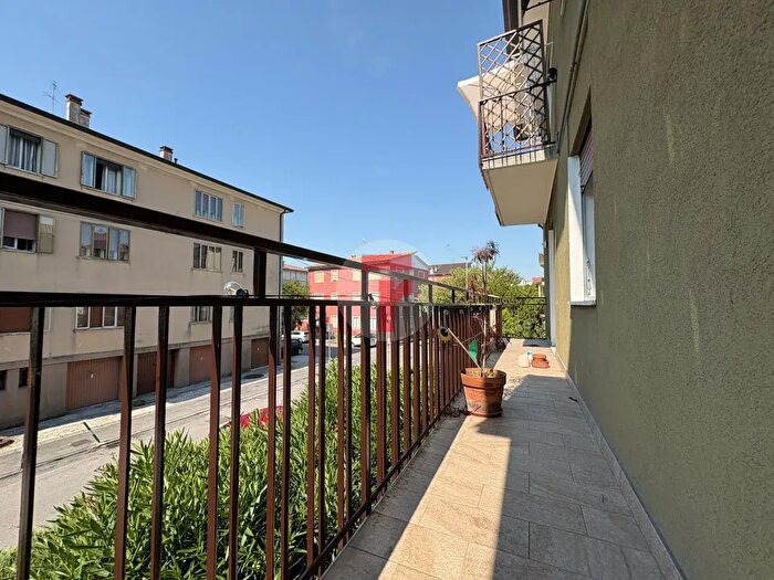 Appartamento quadrilocale in vendita in Via Don Orione, Padova