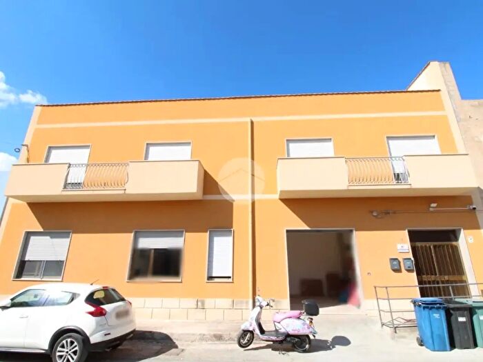 Appartamento con 5 locali in vendita in Via Calliope, Trapani