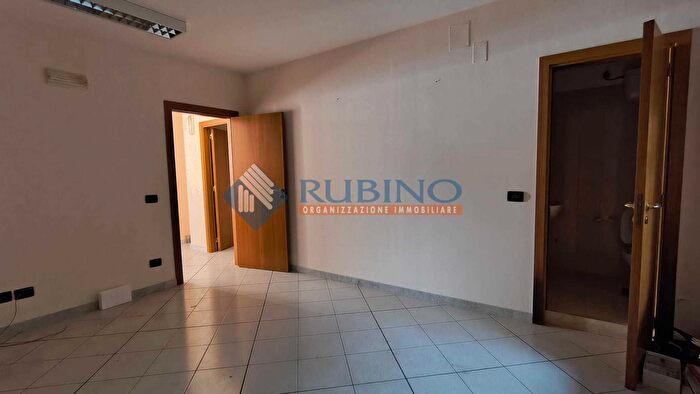 Appartamento quadrilocale in vendita in Via Nizza E, Castellana Grotte