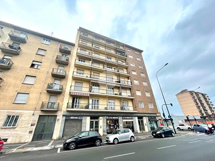 Appartamento bilocale in vendita in Corso Grosseto, Torino