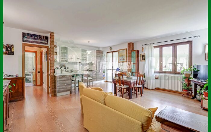 Appartamento trilocale in vendita in Besozzo