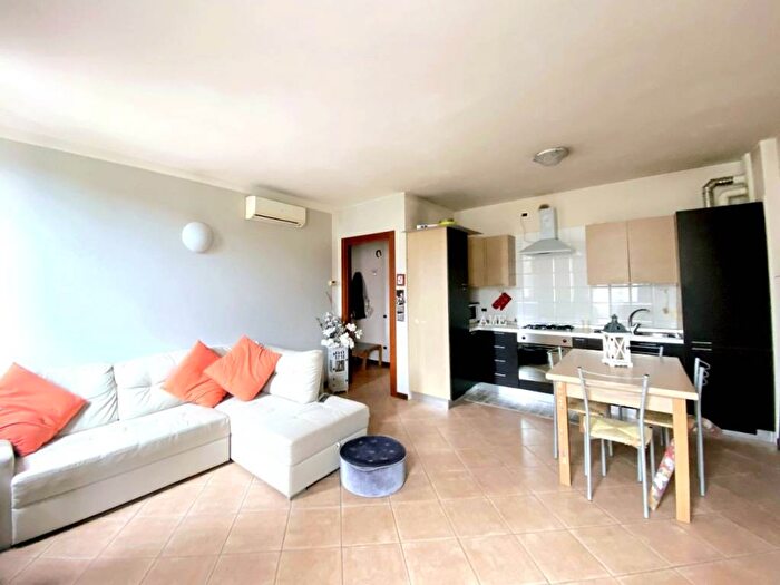 Appartamento trilocale in affitto in via principe umberto, Centro Storico, Este