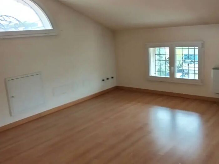 Casa con 8 locali in vendita in T Aspetti, Padova