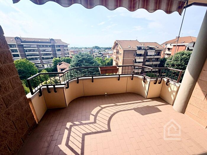 Appartamento trilocale in affitto in Via Salasco, Centro, San Mauro Torinese