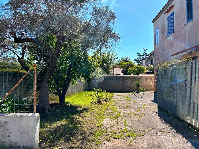 Appartamento quadrilocale in vendita in Via Poniatowskj, San Felice Circeo
