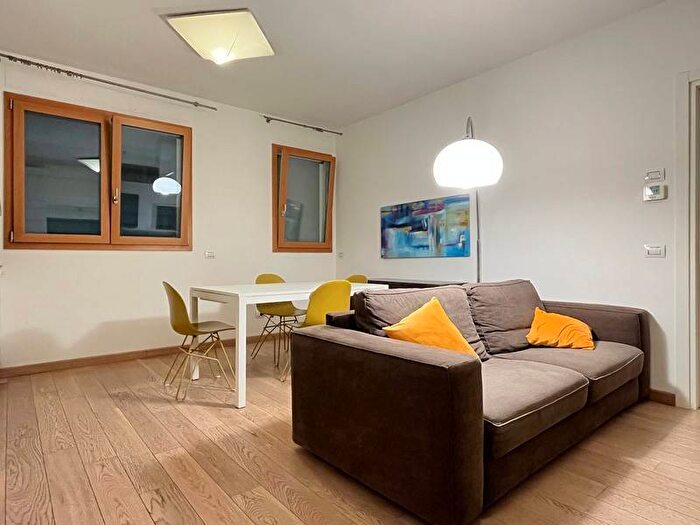 Appartamento bilocale in affitto in Via Domenico Cucchiari, Cenisio, Milano