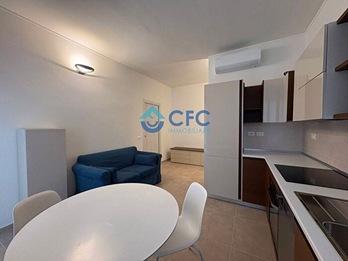 Appartamento bilocale in affitto in Via Negroli, Argonne Corsica, Milano