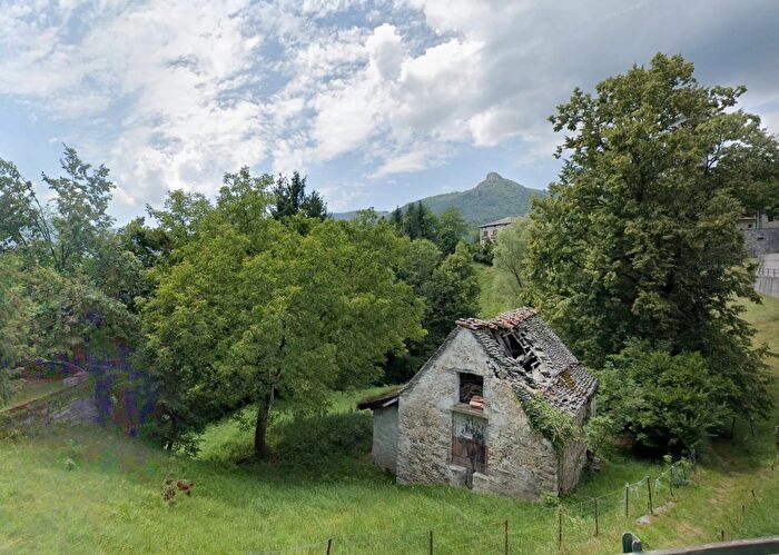 Casa bilocale in vendita in Via Corna, Taleggio
