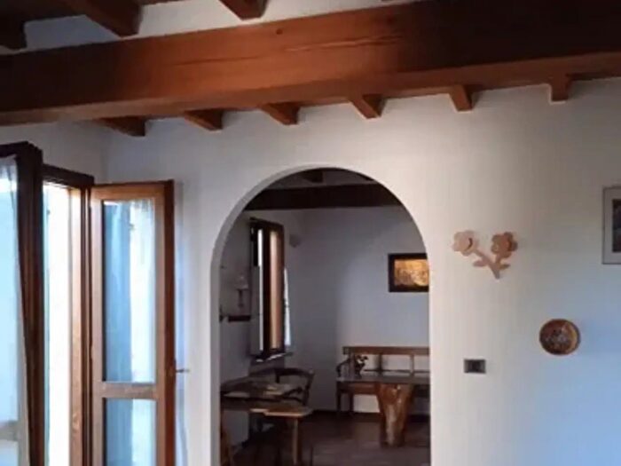 Appartamento trilocale in vendita in Casina