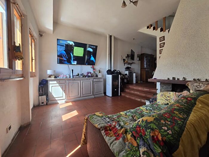 Casa con 6 locali in vendita in Via di Sammomme, Pistoia