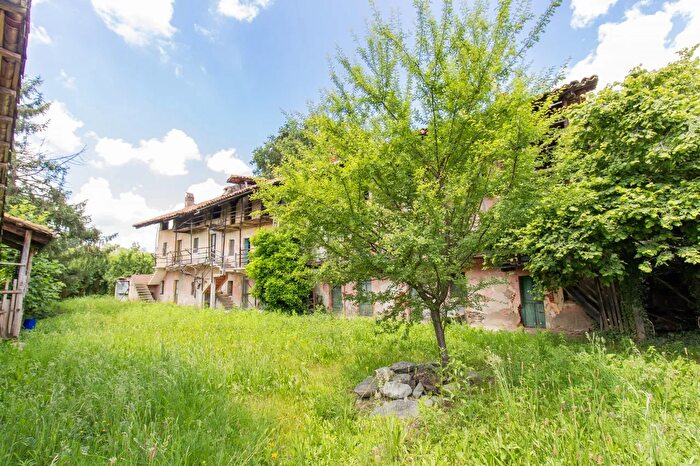 Casa in vendita in Frazione SantAntonio, Castellamonte