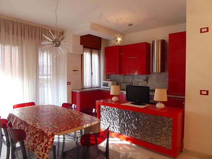 Appartamento quadrilocale in affitto in Via Val di Canepa, Centro, Sestri Levante