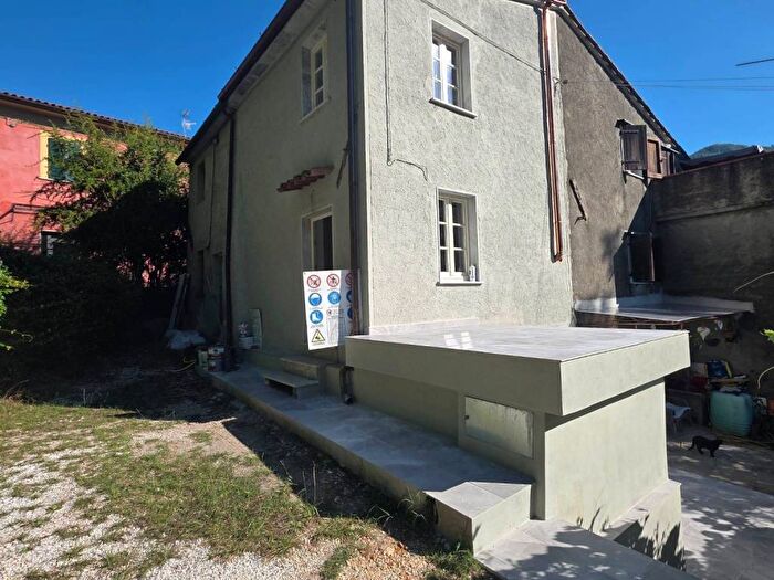 Casa trilocale in affitto in Pietrasanta