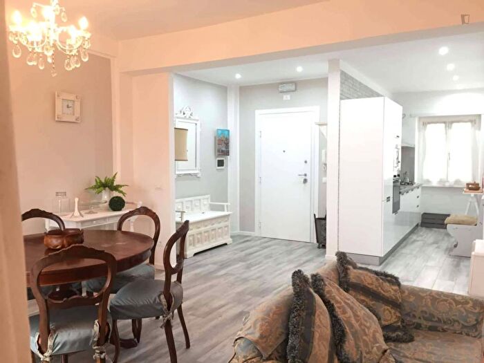 Appartamento trilocale in affitto in Via Pellegrino Matteucci, Ostiense, Roma