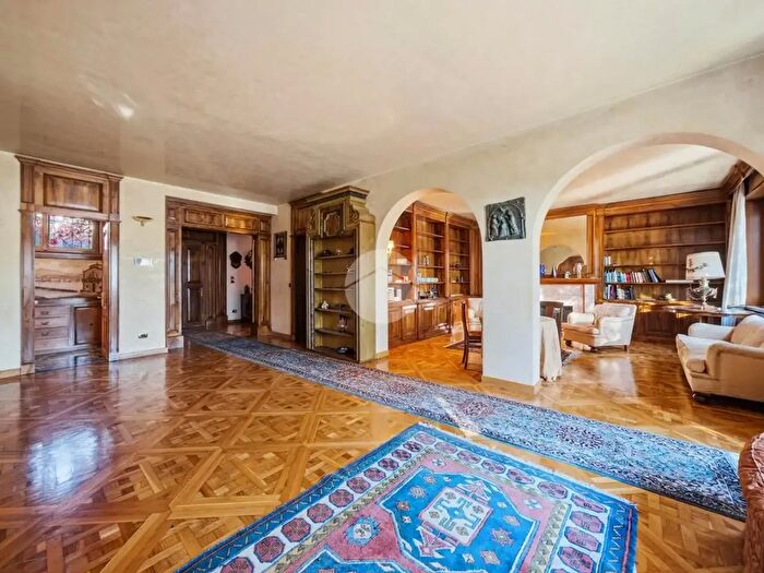 Casa con 15 locali in vendita in Via Colle Masua, Negrar